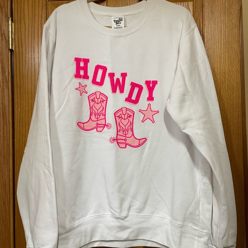 Howdy sweatshirt size Large